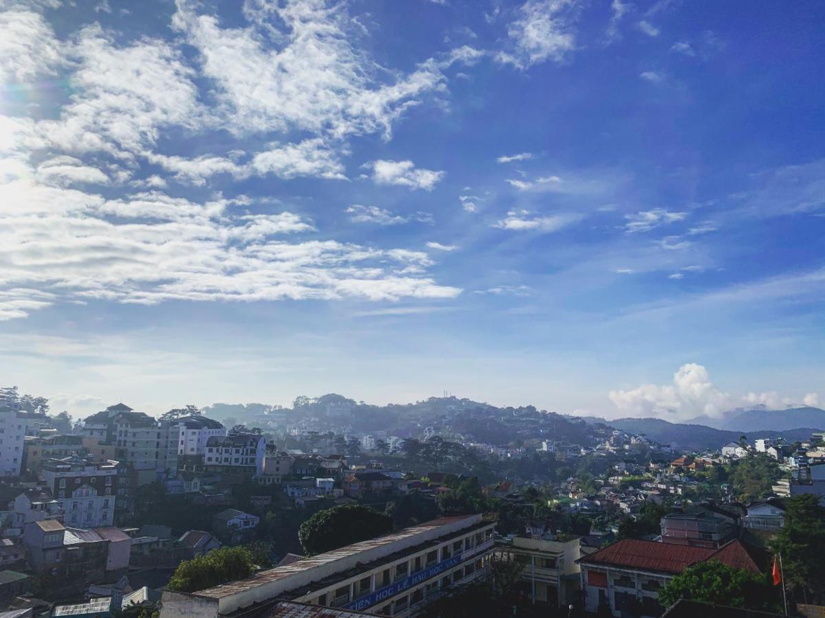 Vanilla Dalat Hotel Bagian luar foto
