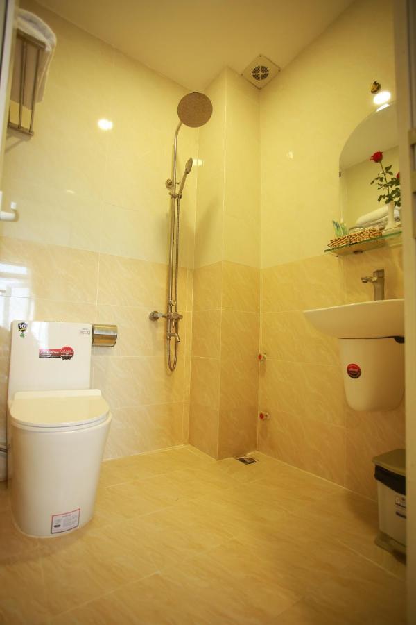 Vanilla Dalat Hotel Bagian luar foto